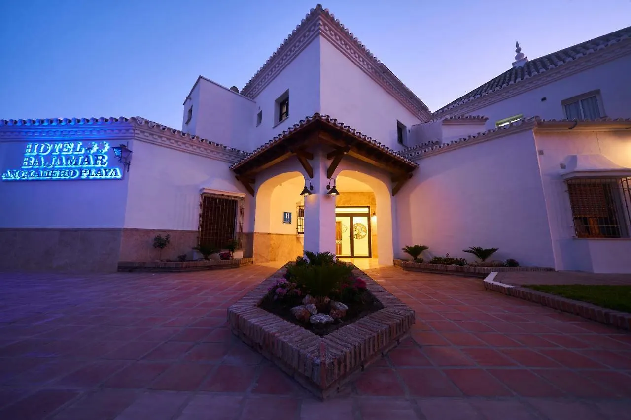 Hotel Bajamar Ancladero Playa Nerja España